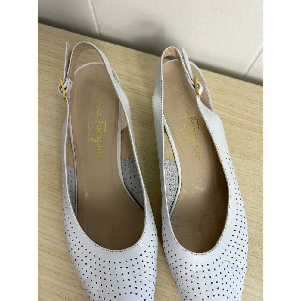 Salvatore Ferragamo heel 9 AA White Cloe Slingback vintage Peep Toe old money
